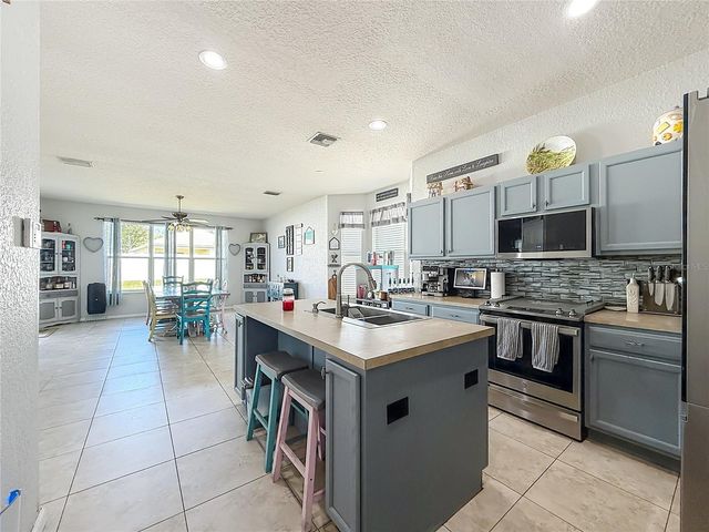 4947 SW 40TH LANE, Ocala, FL 34474