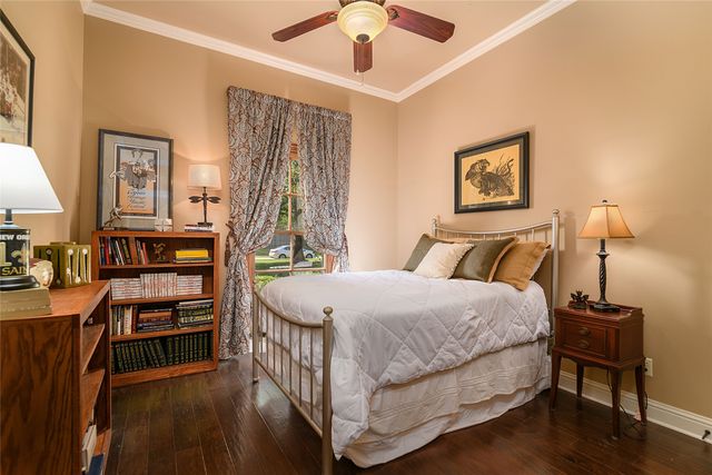 1166 Waters Edge Circle, Shreveport, LA 71106