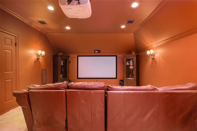 1166 Waters Edge Circle, Shreveport, LA 71106