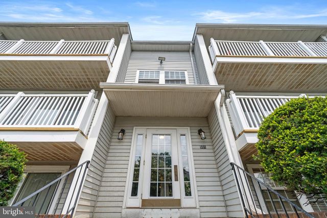 501 PALMTREE DR #3, Gaithersburg, MD 20878