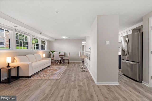 501 PALMTREE DR #3, Gaithersburg, MD 20878