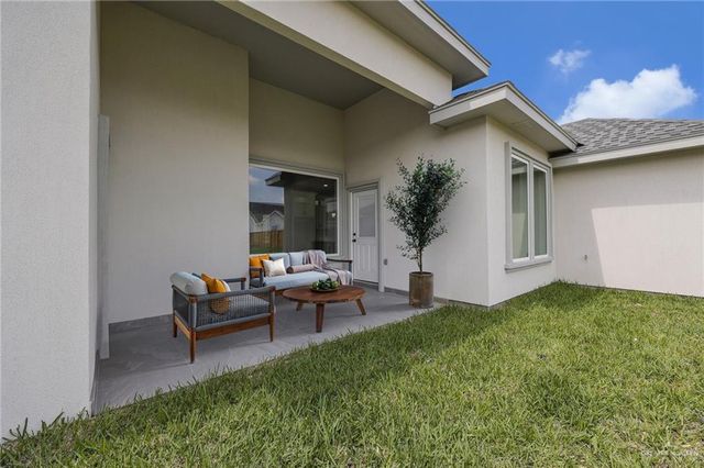 1104 Azalea Street, Mission, TX 78573