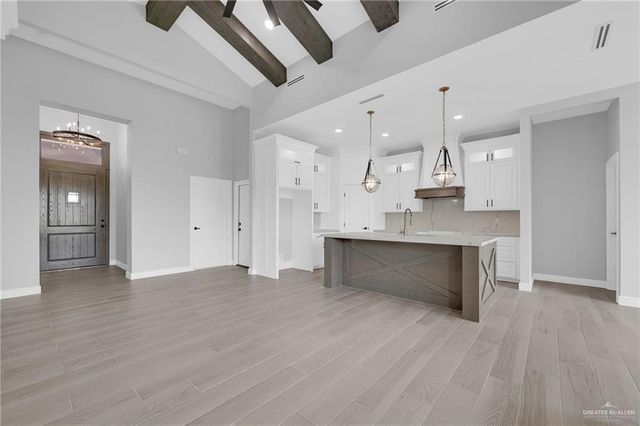 1104 Azalea Street, Mission, TX 78573