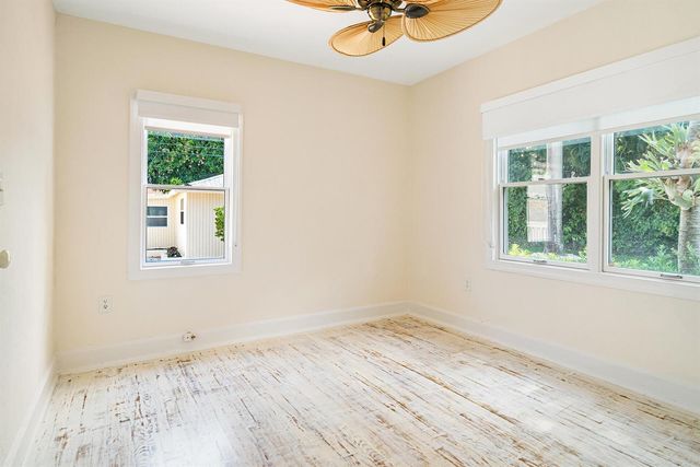 813 Avon Road, West Palm Beach, FL 33401