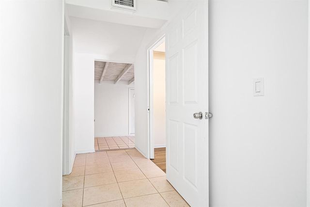 813 Avon Road, West Palm Beach, FL 33401