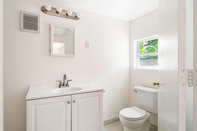 813 Avon Road, West Palm Beach, FL 33401