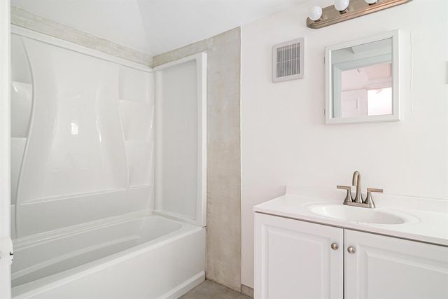 813 Avon Road, West Palm Beach, FL 33401