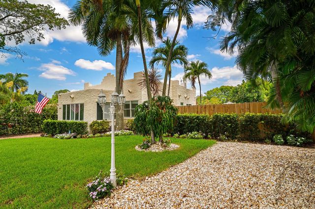 813 Avon Road, West Palm Beach, FL 33401