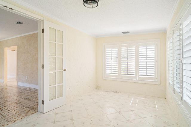 813 Avon Road, West Palm Beach, FL 33401
