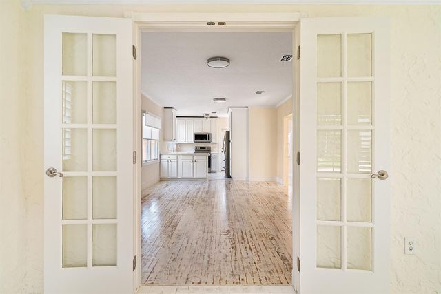 813 Avon Road, West Palm Beach, FL 33401