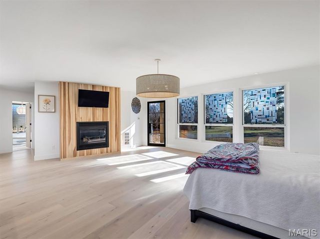 12070 Country Club Drive, Rolla, MO 65401