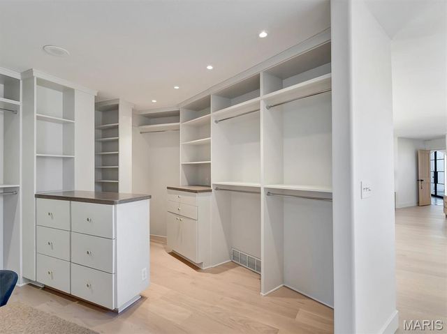 12070 Country Club Drive, Rolla, MO 65401