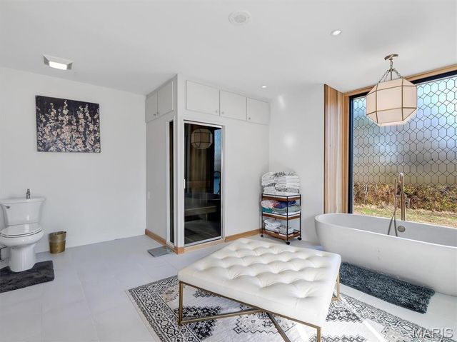 12070 Country Club Drive, Rolla, MO 65401