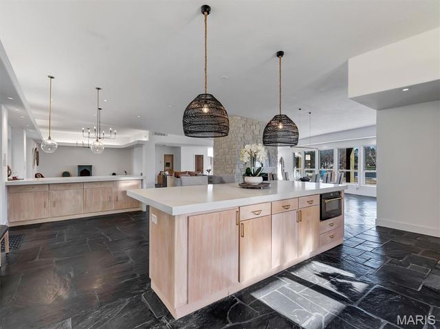 12070 Country Club Drive, Rolla, MO 65401