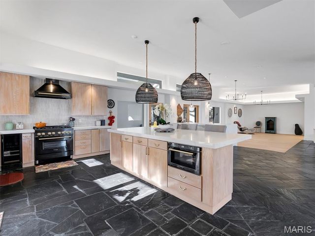 12070 Country Club Drive, Rolla, MO 65401