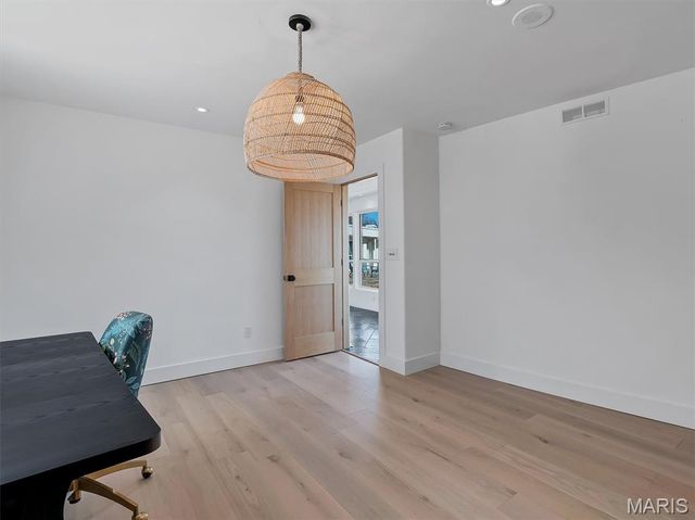 12070 Country Club Drive, Rolla, MO 65401