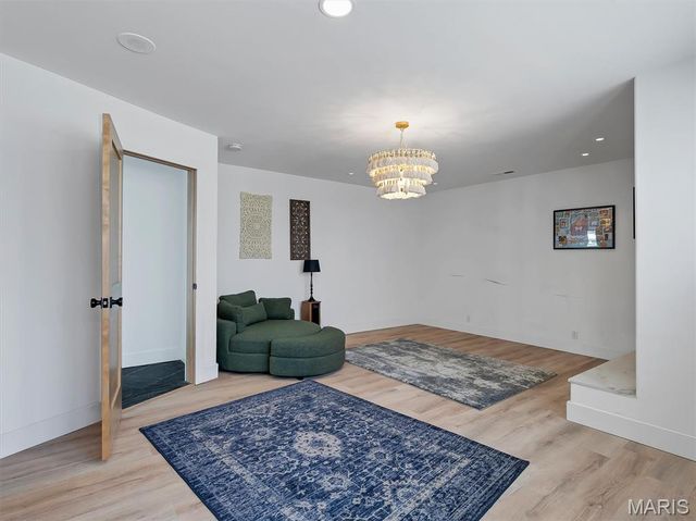 12070 Country Club Drive, Rolla, MO 65401