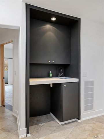 12070 Country Club Drive, Rolla, MO 65401