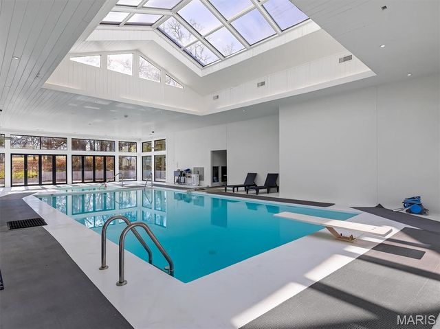 12070 Country Club Drive, Rolla, MO 65401