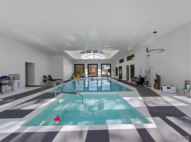 12070 Country Club Drive, Rolla, MO 65401