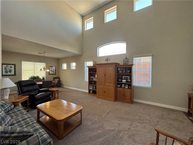7379 Glorious Sun Drive, Las Vegas, NV 89178