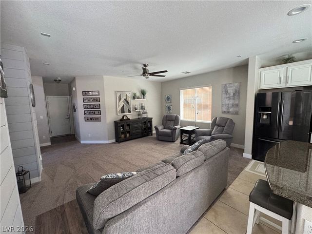 7379 Glorious Sun Drive, Las Vegas, NV 89178