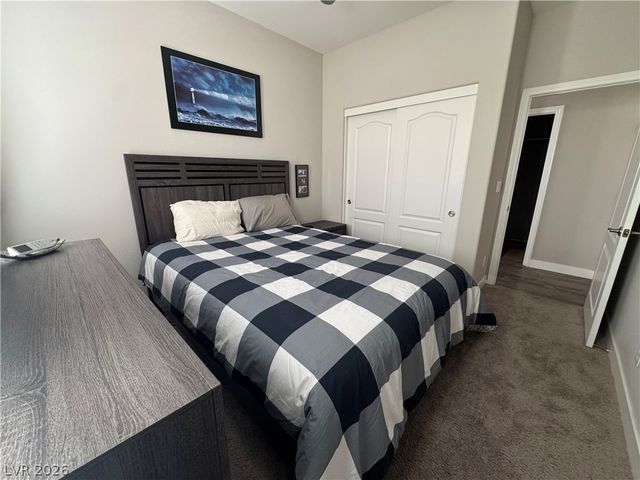 7379 Glorious Sun Drive, Las Vegas, NV 89178