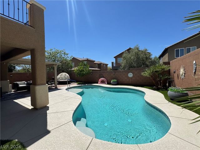 7379 Glorious Sun Drive, Las Vegas, NV 89178