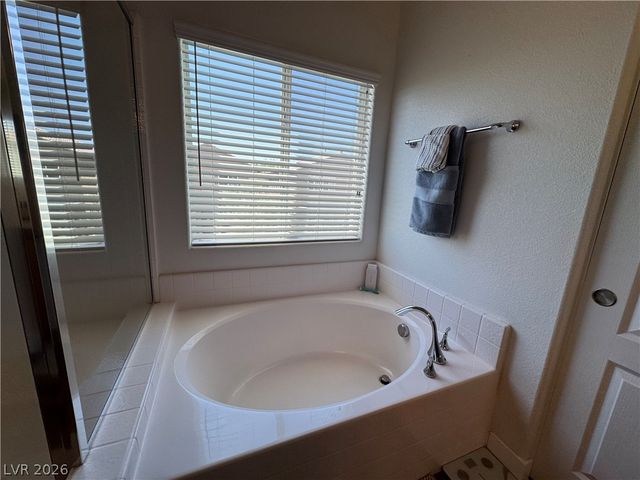 7379 Glorious Sun Drive, Las Vegas, NV 89178