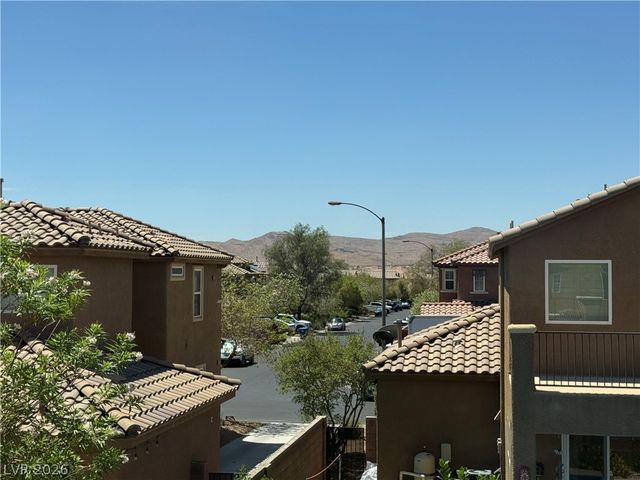 7379 Glorious Sun Drive, Las Vegas, NV 89178