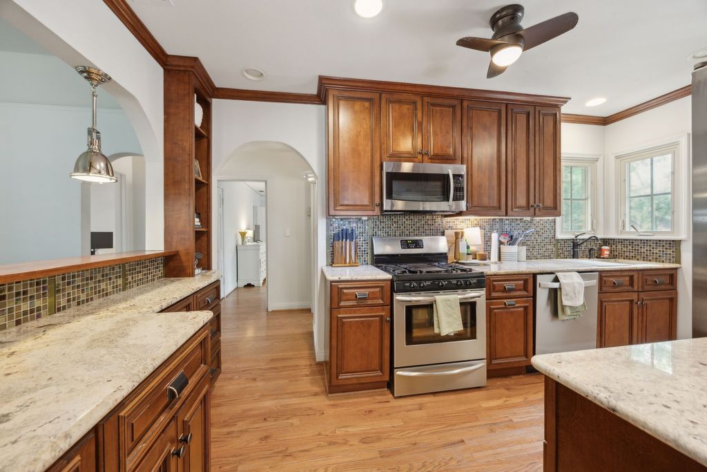 property-img