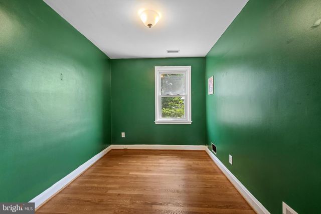 21 SKIDMORE CT, Baltimore, MD 21204
