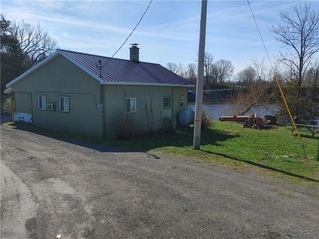 2125 Oak Orchard River Road, Carlton, NY 14571