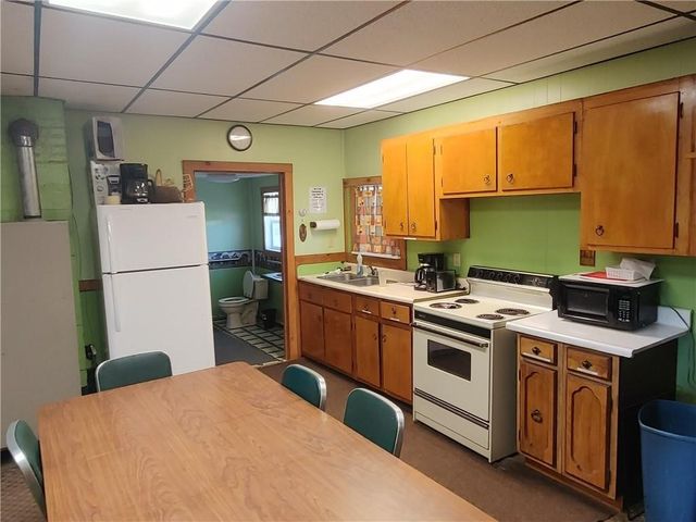 2125 Oak Orchard River Road, Carlton, NY 14571