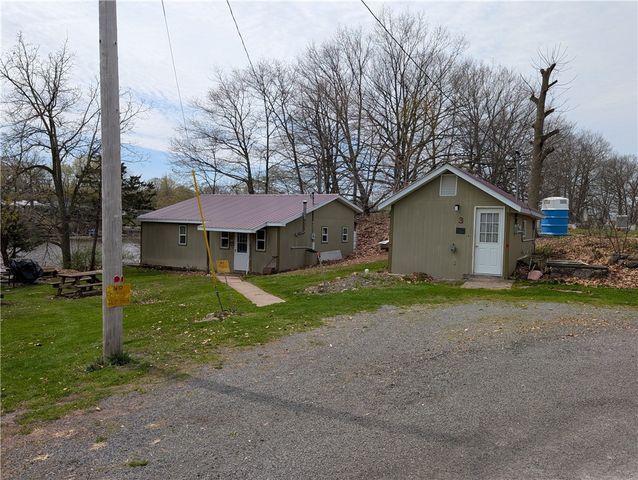 2125 Oak Orchard River Road, Carlton, NY 14571