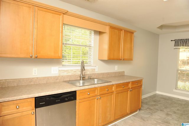 500 CAMDEN COVE CIRCLE, Calera, AL 35040