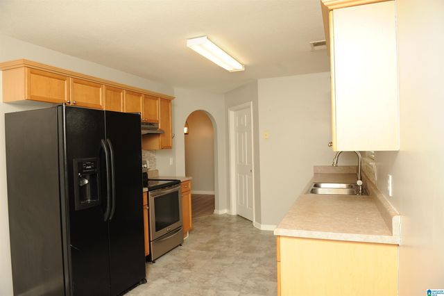500 CAMDEN COVE CIRCLE, Calera, AL 35040