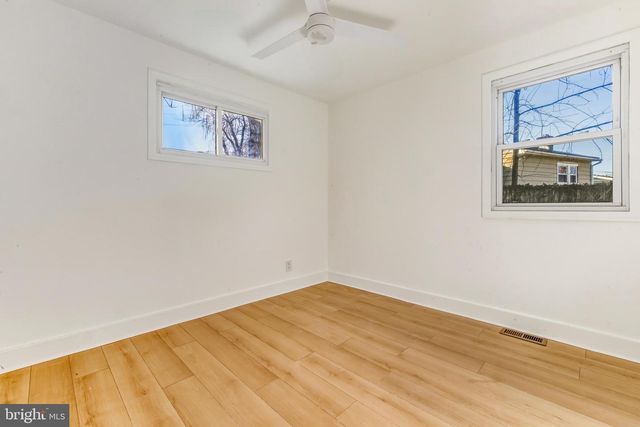 3 FARNDALE RD, Somerdale, NJ 08083