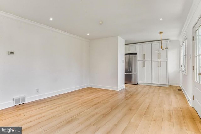 3 FARNDALE RD, Somerdale, NJ 08083