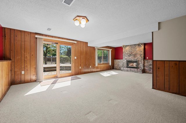 801 E 102nd Street, Bloomington, MN 55420