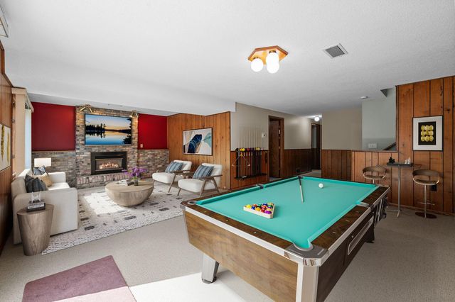 801 E 102nd Street, Bloomington, MN 55420