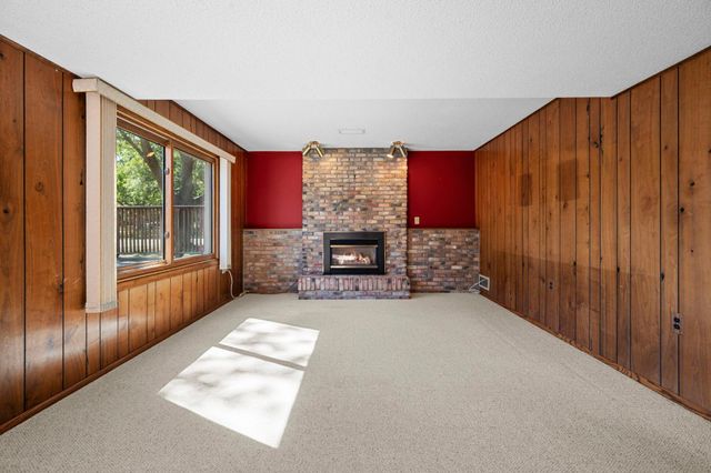 801 E 102nd Street, Bloomington, MN 55420