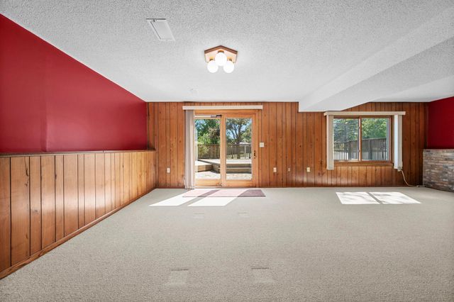 801 E 102nd Street, Bloomington, MN 55420
