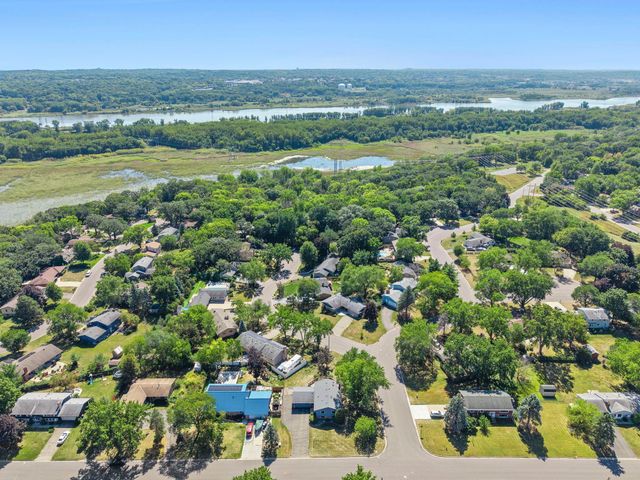 801 E 102nd Street, Bloomington, MN 55420