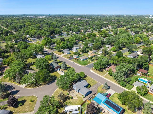 801 E 102nd Street, Bloomington, MN 55420