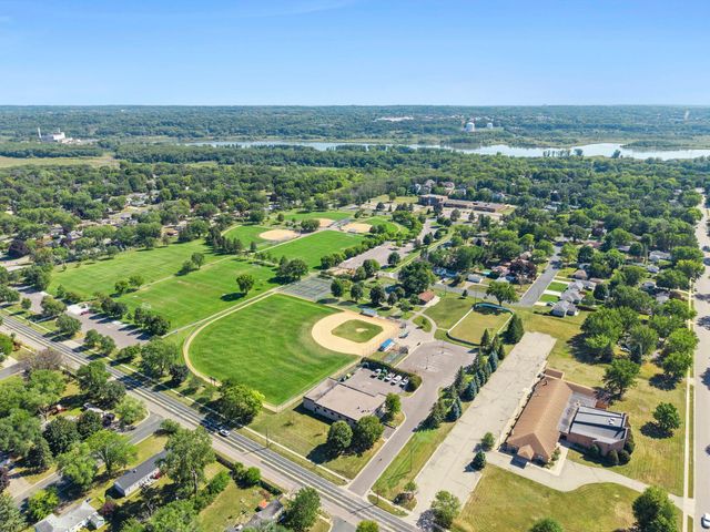801 E 102nd Street, Bloomington, MN 55420