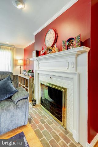 2113 LYNDELL DR, Lancaster, PA 17601