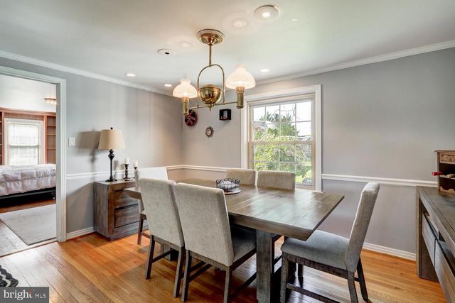 2113 LYNDELL DR, Lancaster, PA 17601