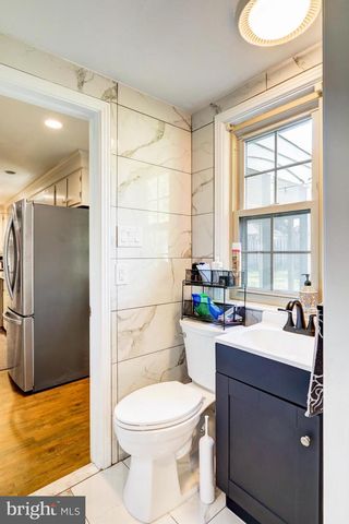 2113 LYNDELL DR, Lancaster, PA 17601