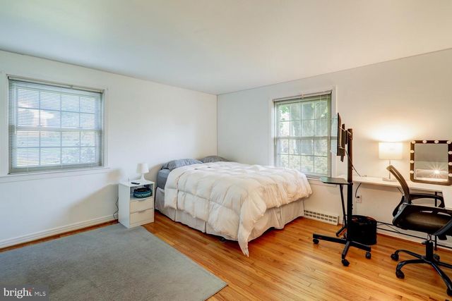 2113 LYNDELL DR, Lancaster, PA 17601